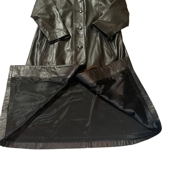 Western Furs long black soft Leather Coat. Oversized - medium large. Vintage - Picture 6 of 16